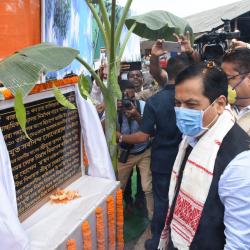 Chief Minister Sarbananda Sonowal laying the foundation stone of 119 model high schools at tea gardens in the state at a programme held at Mekipur and Bamunpukhuri Tea Gardens in Nazira on 01-11-2020. Pix by UB Photos