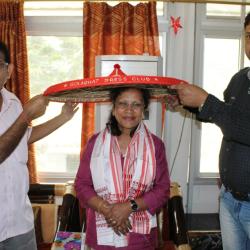 Patricia Mukhim being felicitated by Golaghat Press Club.