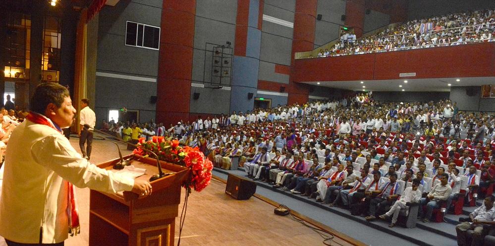 AGP president Atul Borah delivering speech in AGP Panchayat Convention at Srimanta Sankaradev Kalakshetra,  Guwahati on Friday. Photo by UB Photos.