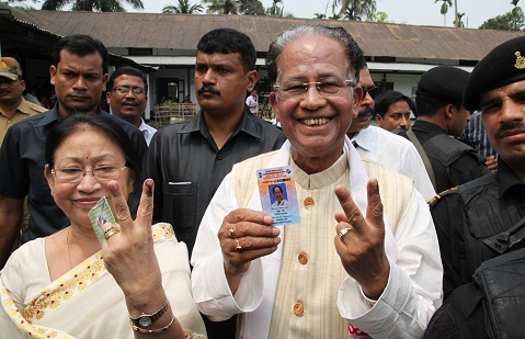 Gogoi casts vote in Jorhat