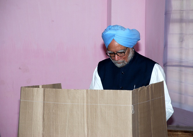 Cong not losing ground: PM