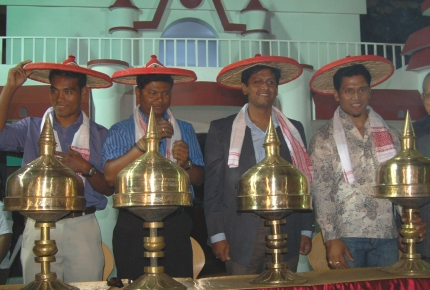 Celebrities felicitated at the Trade Fair