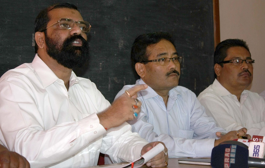 Samujjal to quit AASU