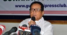 Speaker Gogoi interacts with scribes 