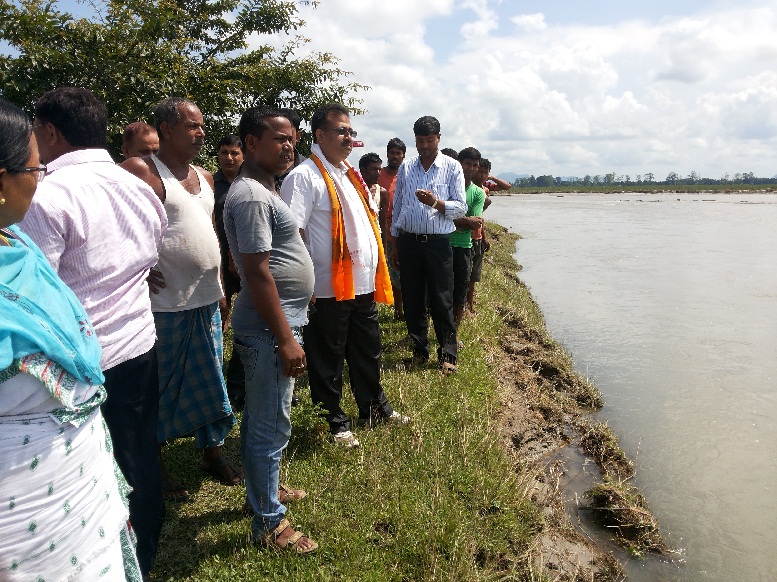 Das visits Chirang 