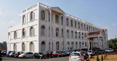 M’laya HC hears PIL on dual post
