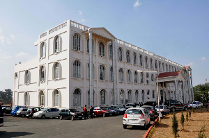 M’laya HC hears PIL on dual post