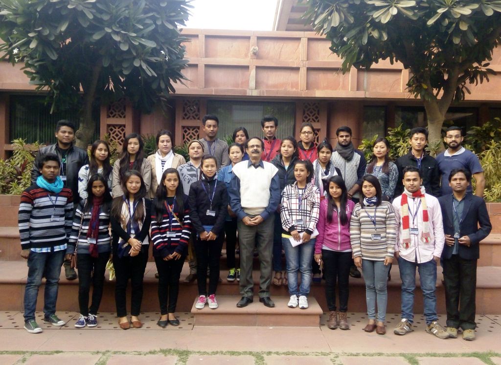 First batch of ADBU students visit Parliament