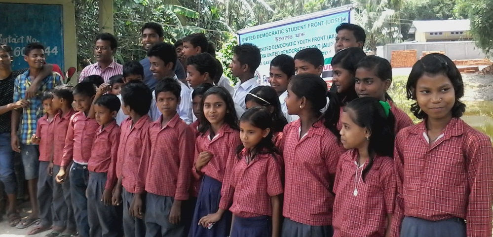 Students stage dharna demanding action on drug abuse