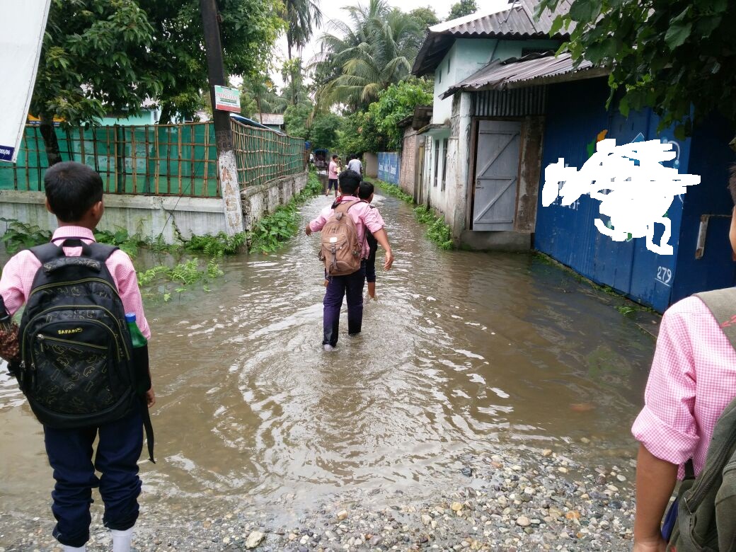 Incessant rain paralyzes Tangla
