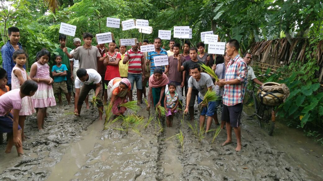 Protest against dilapidated roads