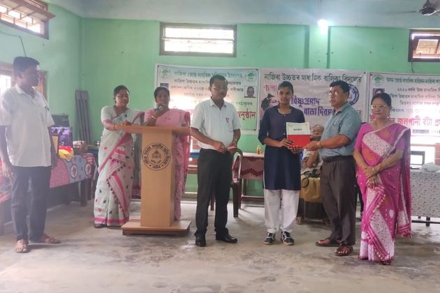 Nazira Girls’ HS School Honours Meritorious Students at Academic Awards Ceremony