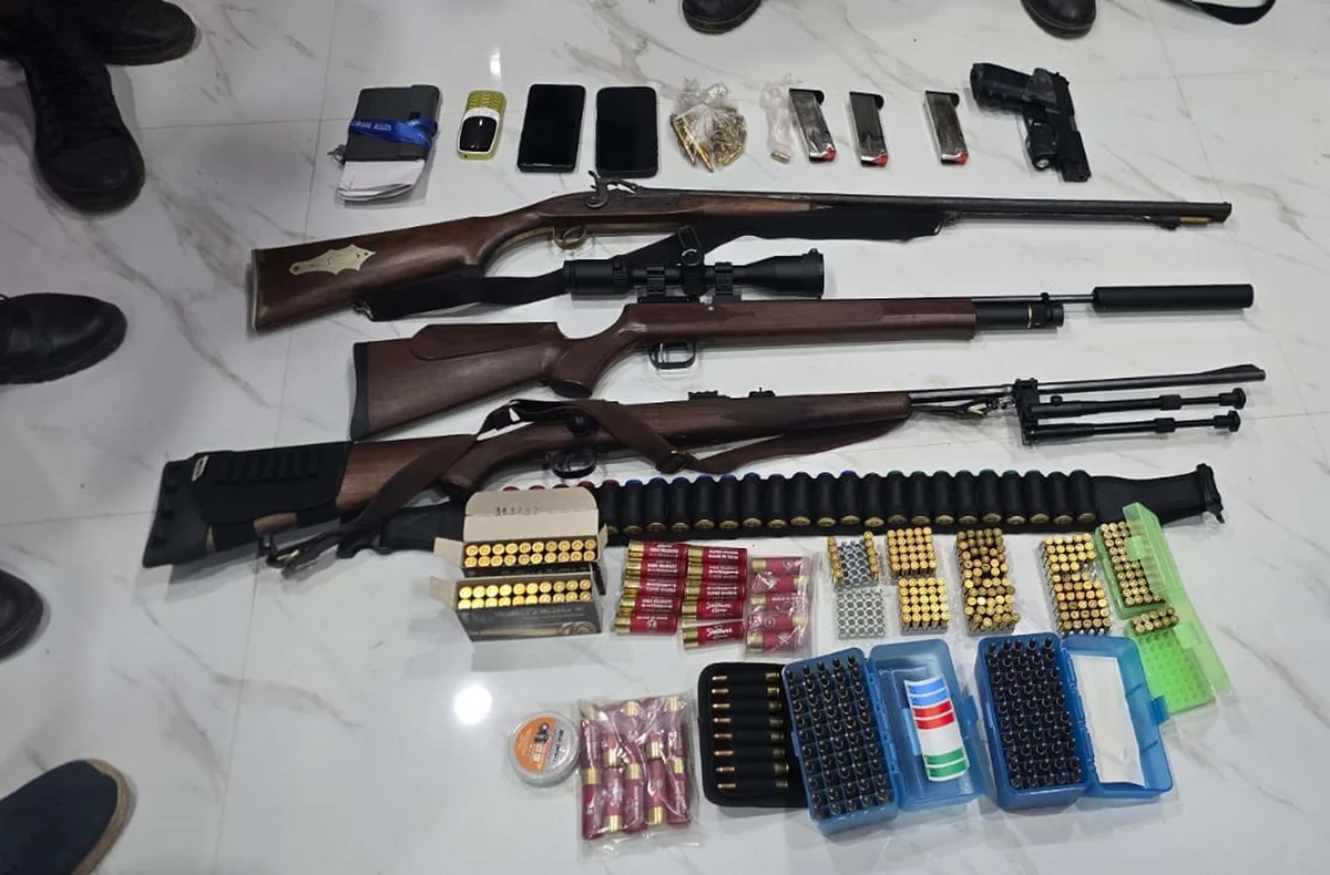 Guwahati Police arrest man in armed extortion case, seize cache of firearms — photo 1
