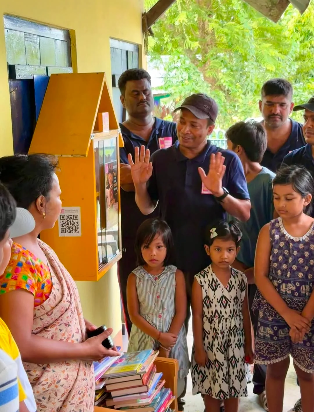 Raindrops opens children’s libraries in flood-hit villages — photo 2