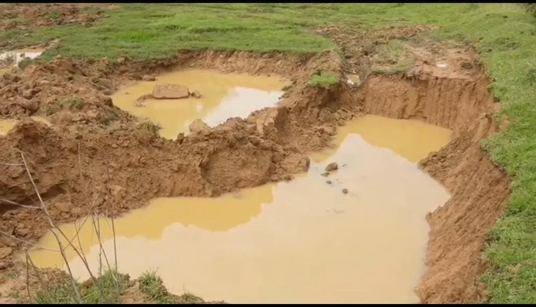 Illegal earth excavation alleged along Namti River in Nazira