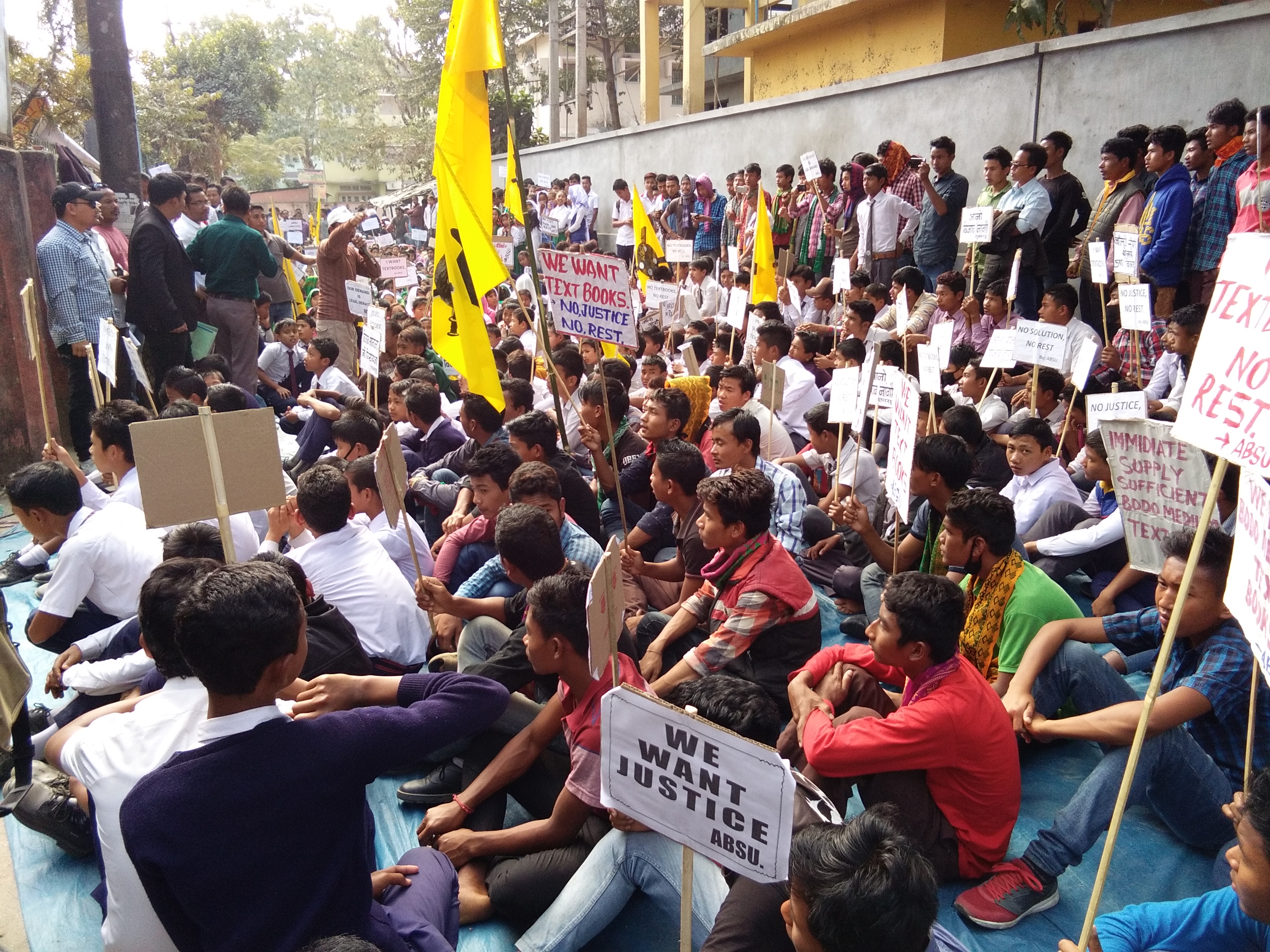 ABSU protests against non-availability of text books
