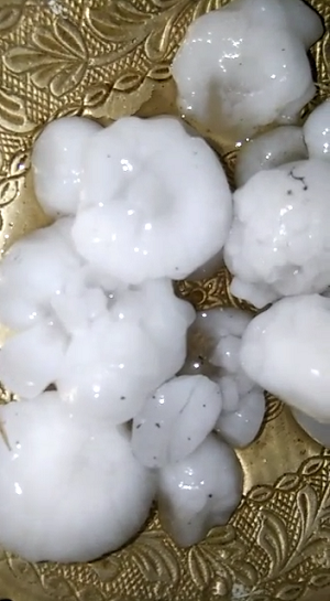Hailstorm lashes Raha