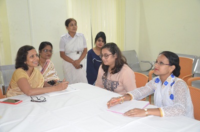 Apollo gynecologist attends press club OPD