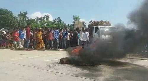 Nagaon police bow down to mass pressure