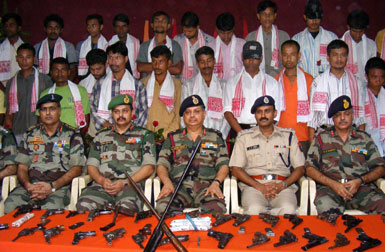 Disillusionment leads 39 more militants to surrender