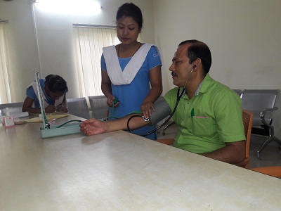 Weekly clinic at press club roles on