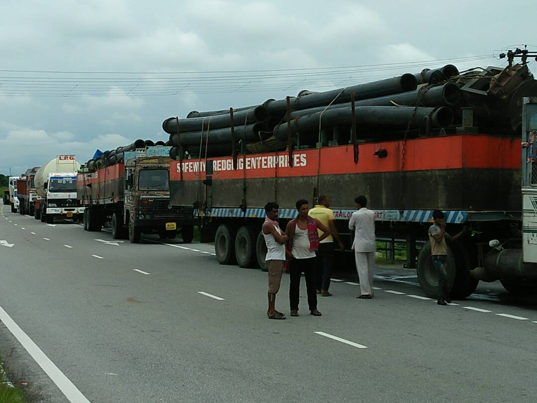 Road communication disrupted due to bandh