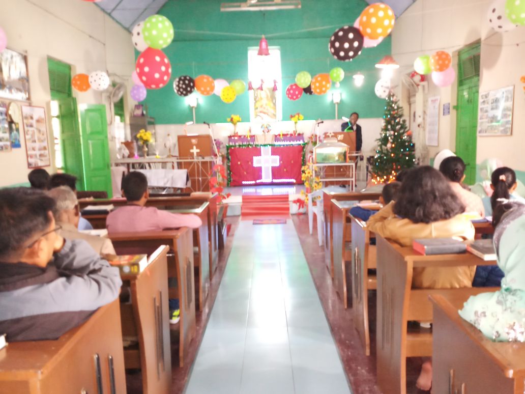 Quest of global peace in Christmas prayers 