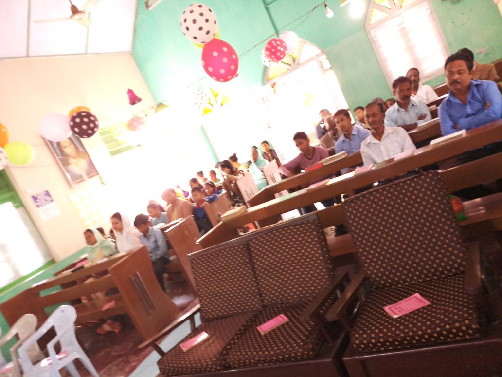 Quest of global peace in Christmas prayers 