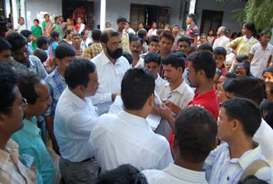 Fresh clashes erupts in lower Assam: toll 53