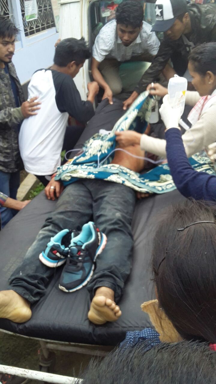 Protesters hurt in clash with police in Maibang