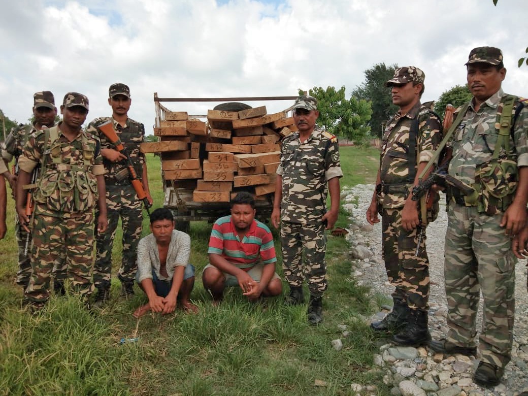 37 Bn SSB apprehends 2,seizes Illegal forest products