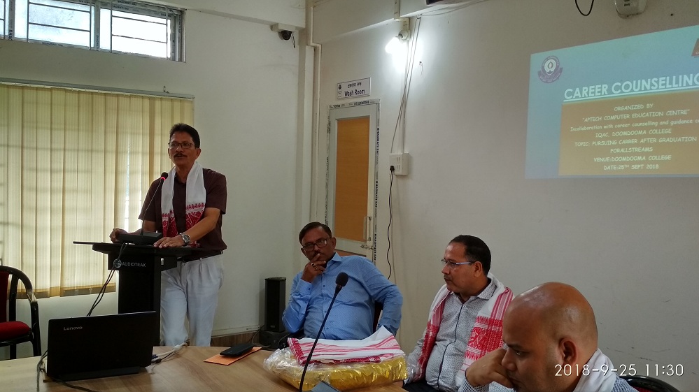 Programme on pursuing career after graduation held at Doomdooma