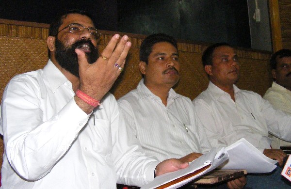 11 hours Assam bandh on Monday Ã¢â‚¬â€œ AASU