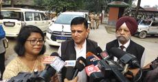 Review committee visits detention center 