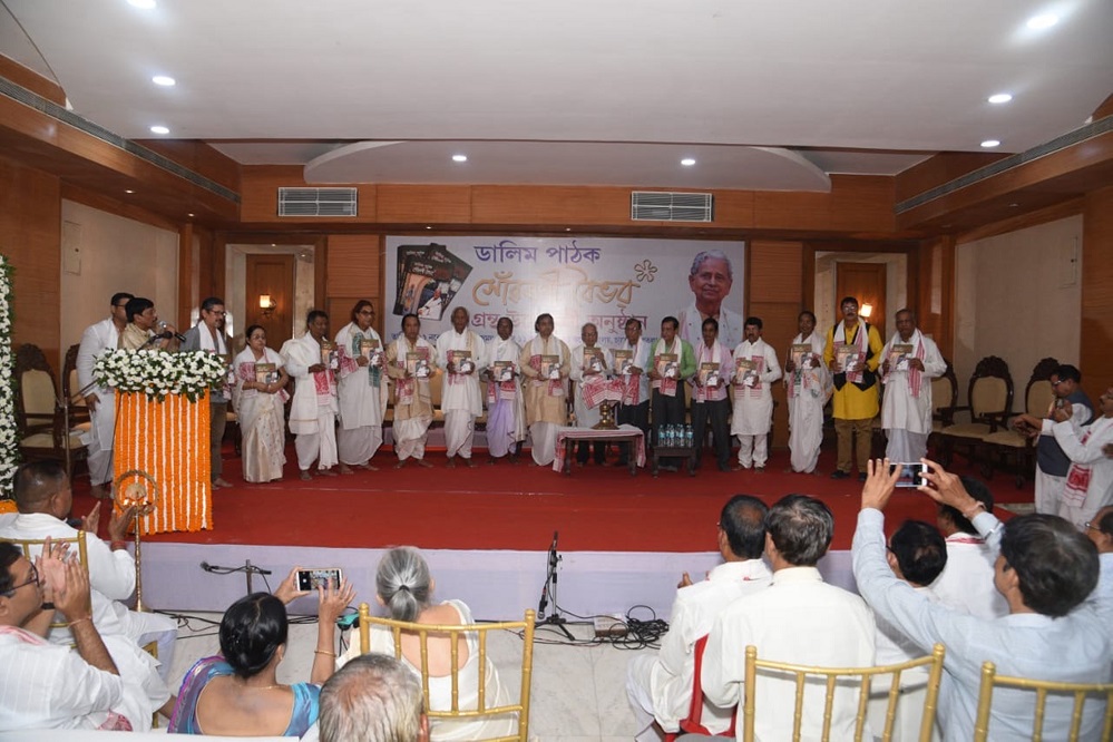 Priceless volume ‘Xuaroni Bhaibhav’ released  