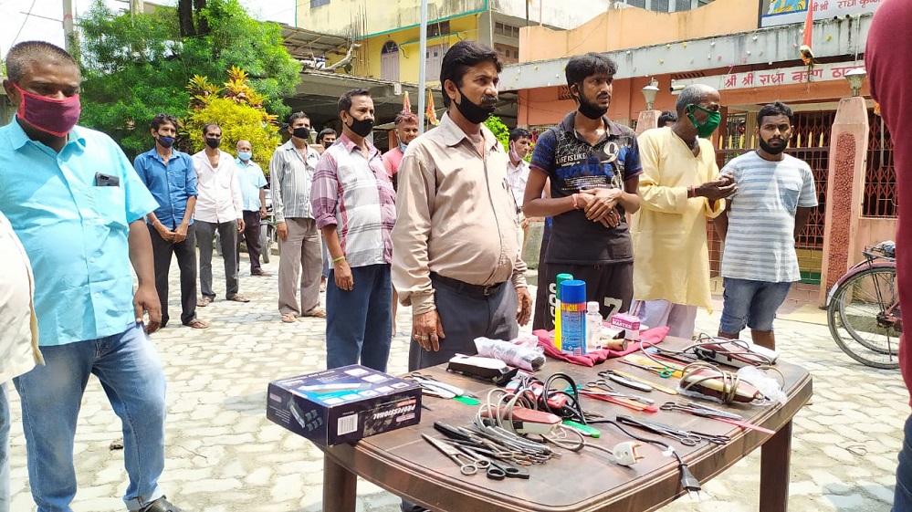 Saloon association demand financial support