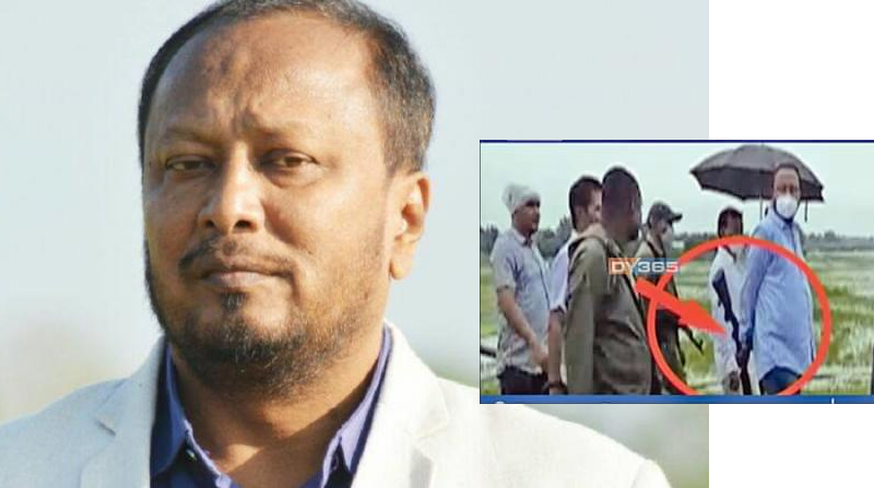 BJP MLA with rifle on shoulders!