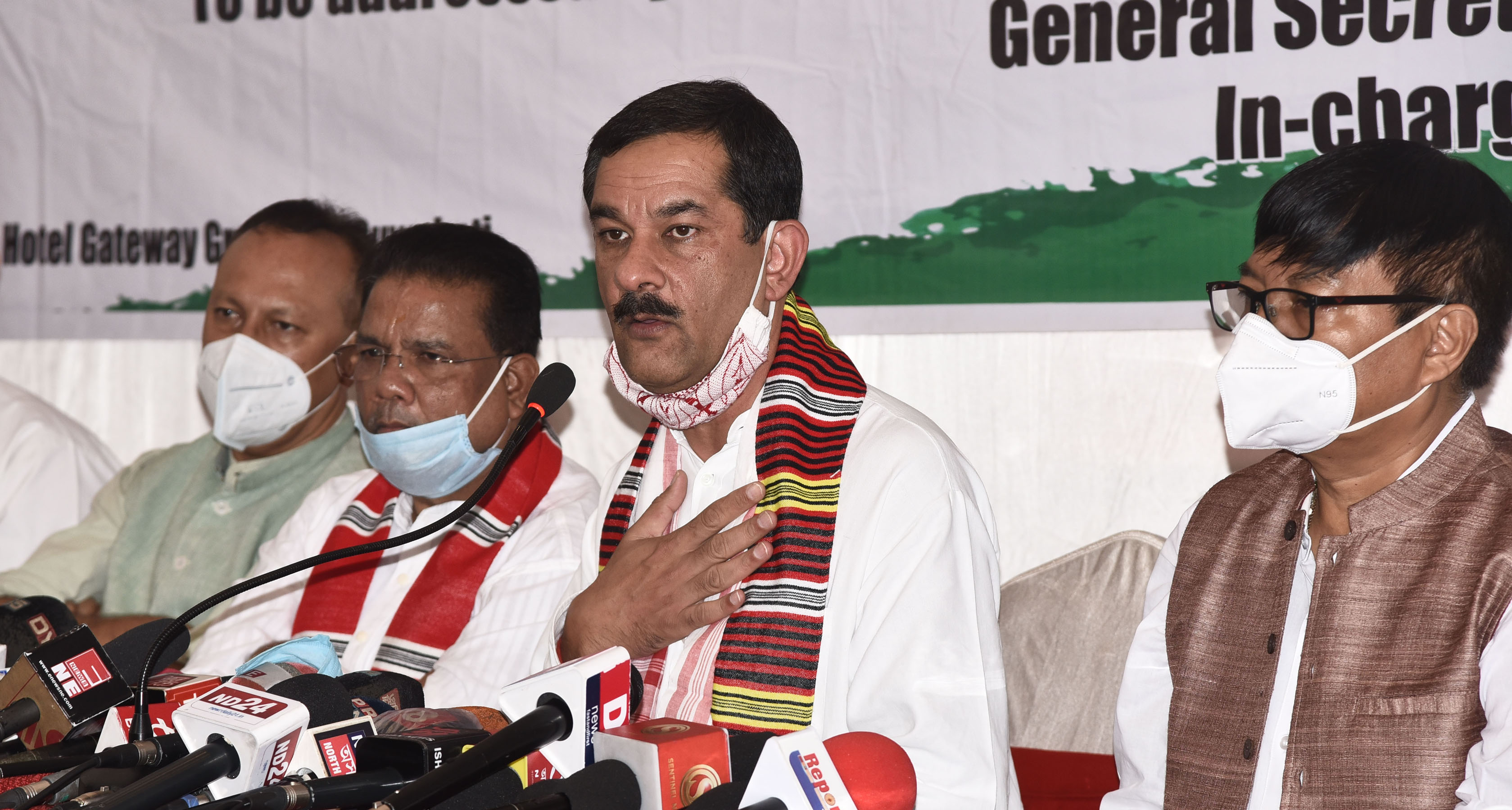 No Opp grand alliance as yet