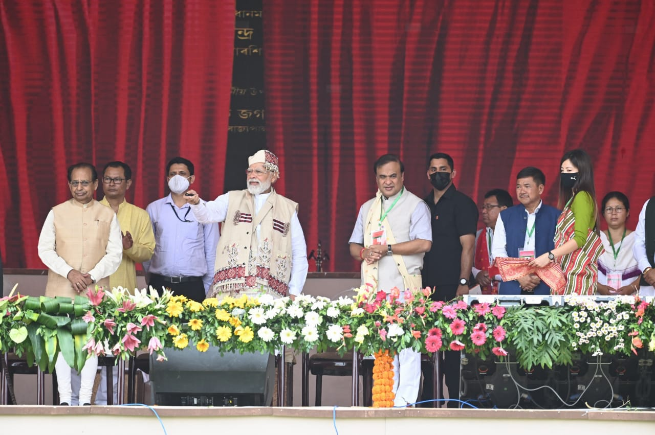 PM opens cancer hospitals, adresses 'hired' people