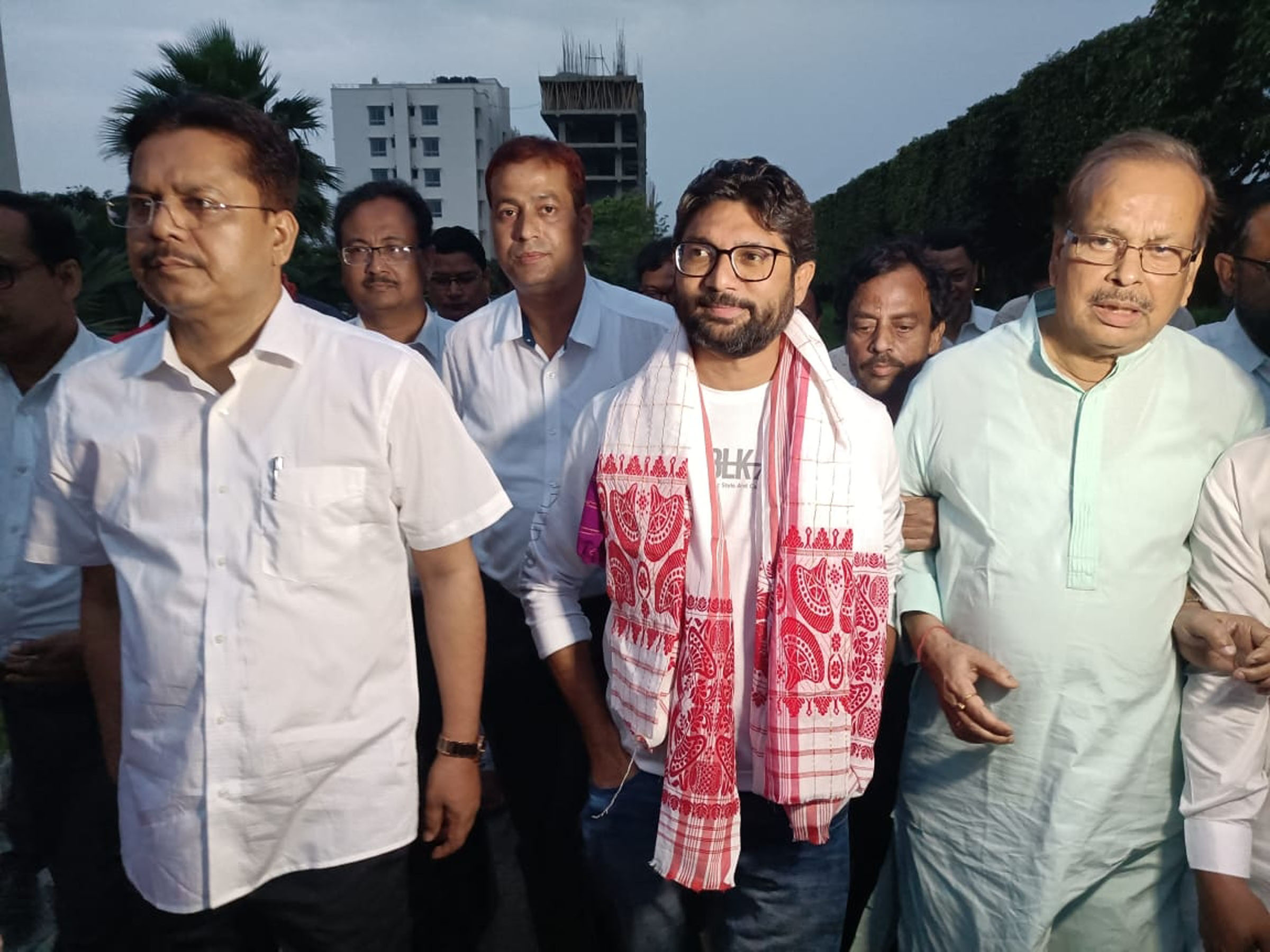 Jignesh Mevani released, court slams Assam Police