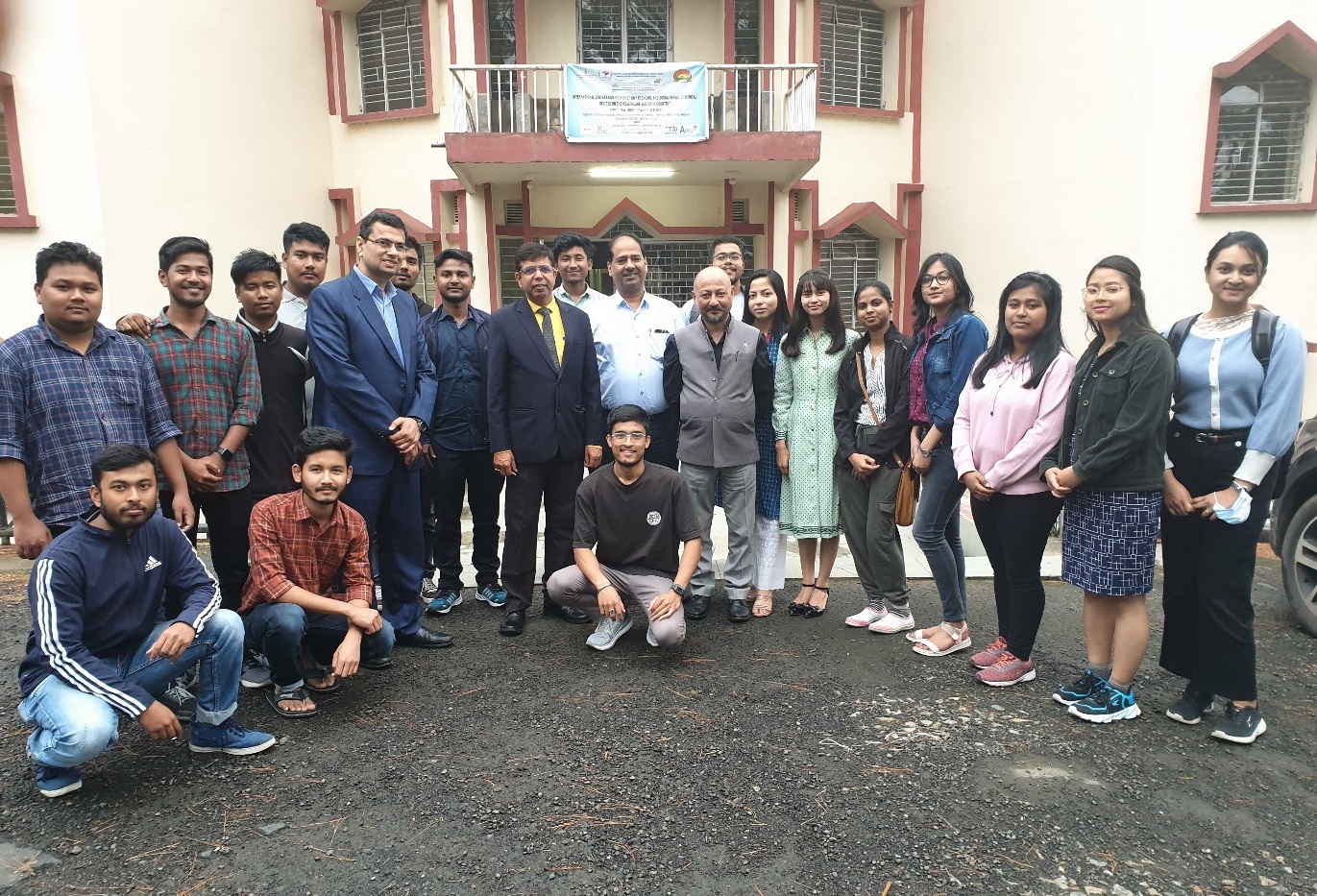 Int'l seminar concludes in NEHU