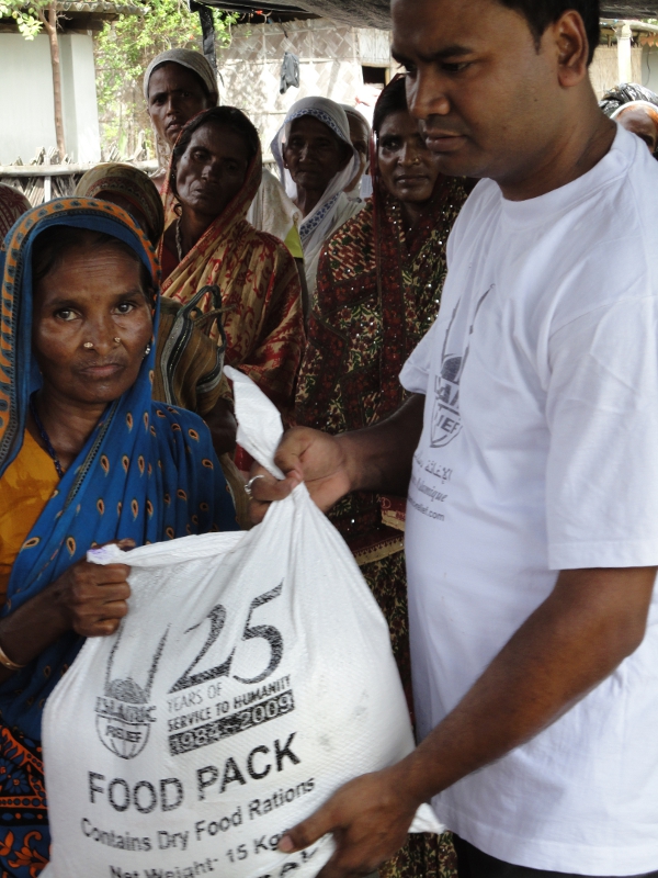 UK Charity Feeds Poor in Guwahati