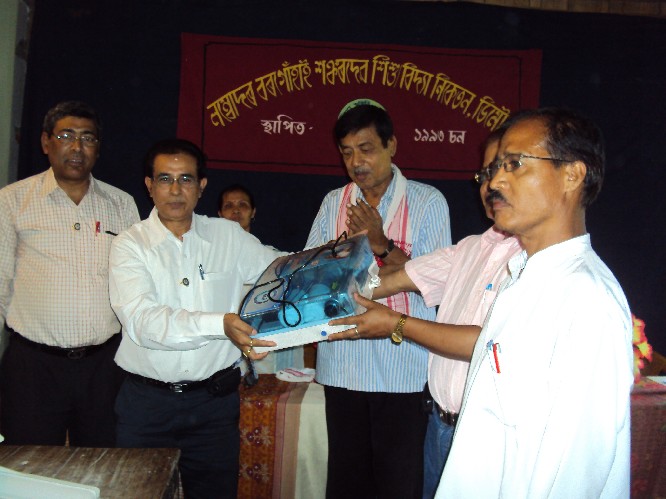 Water purifiers donated to school