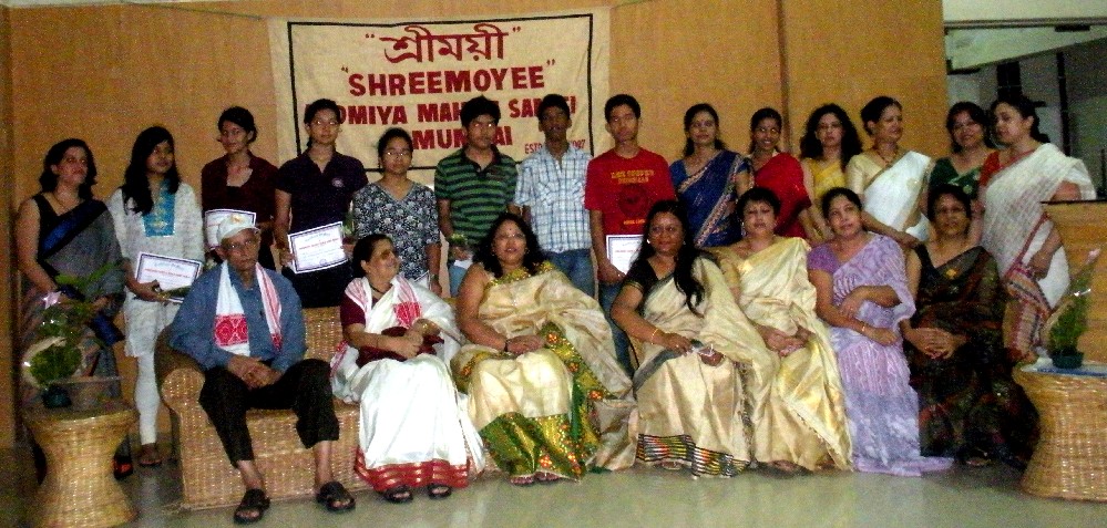 Felicitataion of students by SAMS