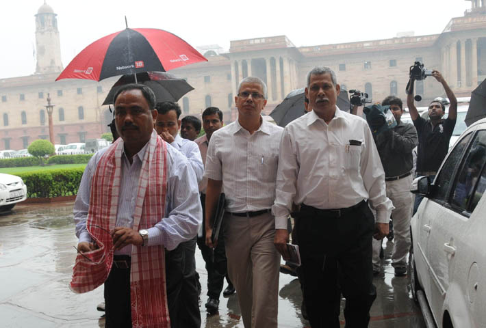 ULFA submits charter of demands before Centre