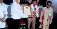 Shikshya Gaurav Award 2012 for Paresh Baishya