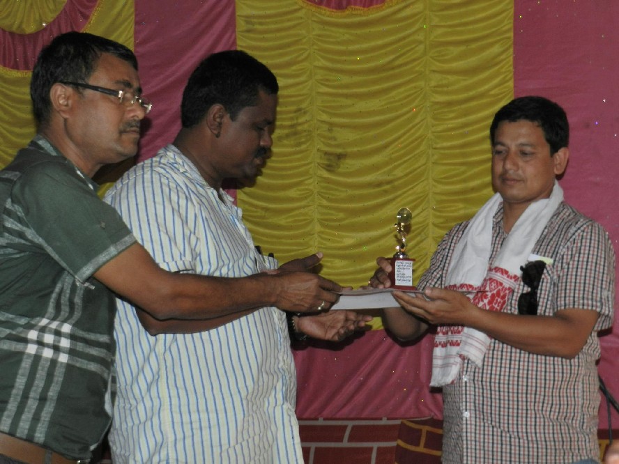 Tangla scribe awarded