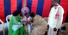 Army wives meet Bhergaon martyrs kin