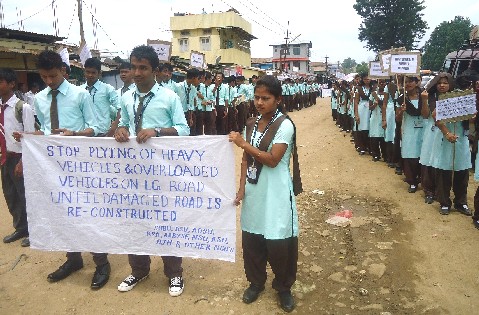 Rally against bad roads in Dima Hasao