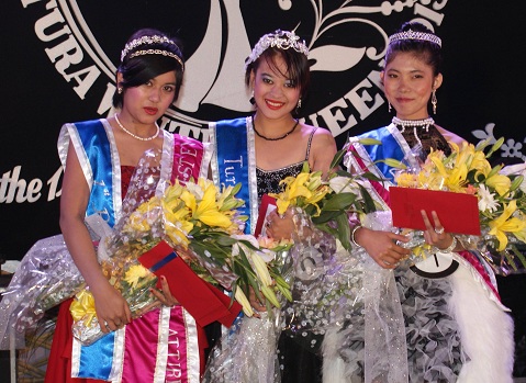 Irish Suzan as Winter Queen 2013 in Tura